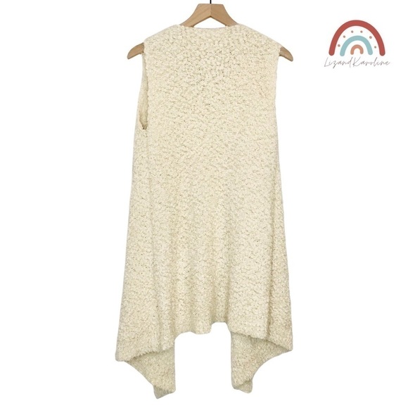 New! Francesca’s Alya Soft Sherpa Faux Fur Teddy Fuzzy Waterfall Sweater Vest - Picture 3 of 12